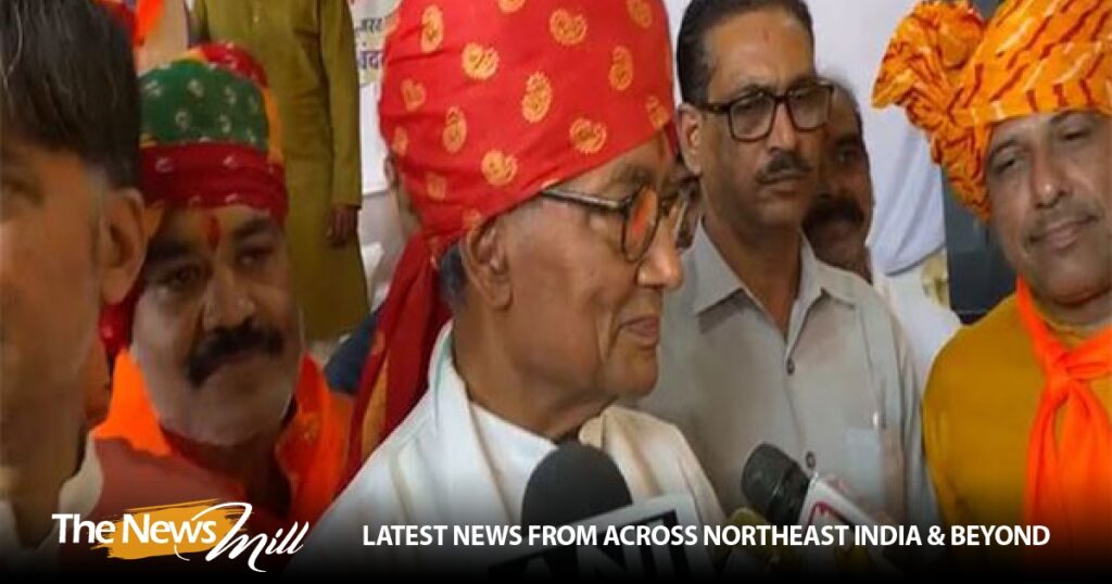 Former CM Digvijaya Singh performs Shastra Puja on Vijayadashami in Indore