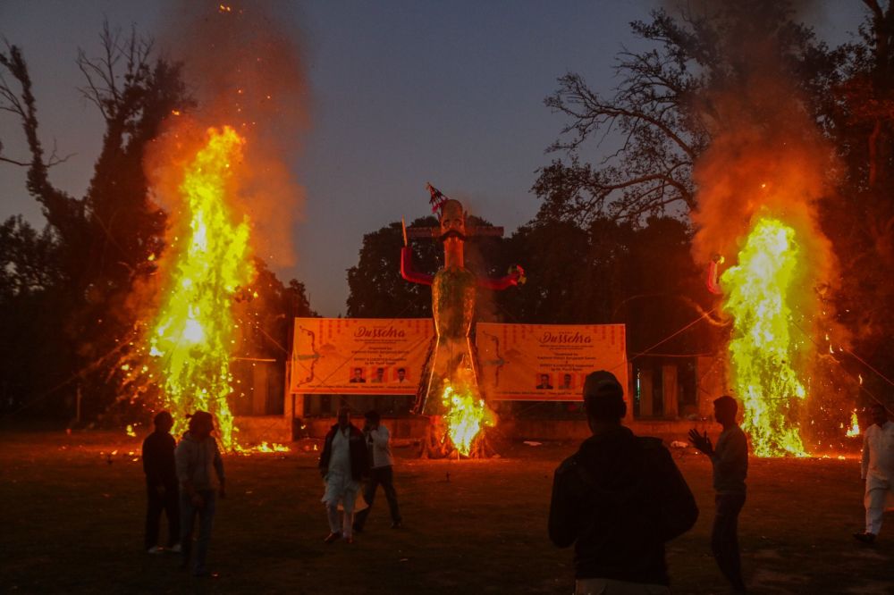 पुणे के पुनित बालन समूह और कश्मीरी पंडित संघर्ष समिति ने श्रीनगर में दशहरा महोत्सव 2024 की मेजबानी की