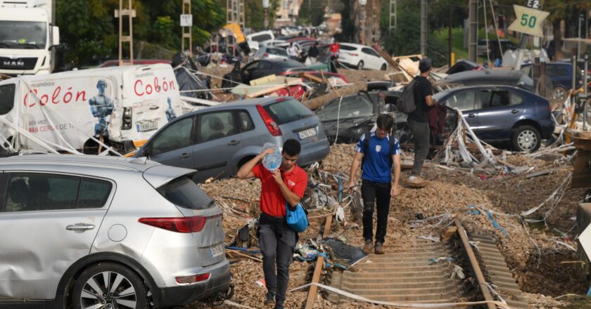 स्पेन में घातक बाढ़ से हुए नुकसान के कारण वैलेंसिया मोटोजीपी रेस रद्द कर दी गई | मोटरस्पोर्ट्स समाचार