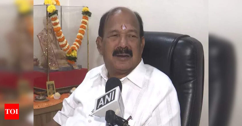 BJP MLA Kalidas Kolambkar confident of ninth poll win; ‘doesn’t believe in Batenge toh Katenge’