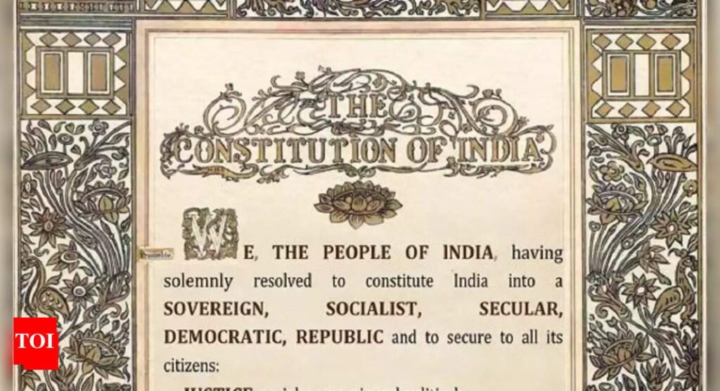 SC ने संविधान की प्रस्तावना में 'समाजवादी', 'धर्मनिरपेक्ष' शब्दों को चुनौती देने वाली याचिका खारिज कर दी | भारत समाचार