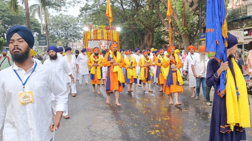 Mumbai: Sikhs Celebrate 555th Prakash Parv, Marking The Birth Anniversary Of Guru Nanak Dev