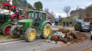 VIDEO: French Farmers Rebel Against EU-Mercosur Free Trade Deal; President Emmanuel Macron Opposes...