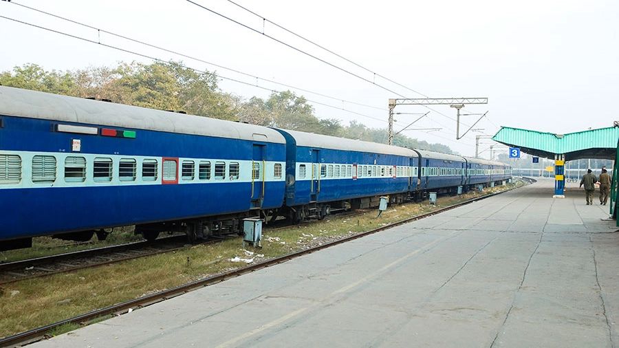 MP: Khajuri Residents Halt Train Over Waterlogging At Railway Underbridge; Villagers Face Hardship...