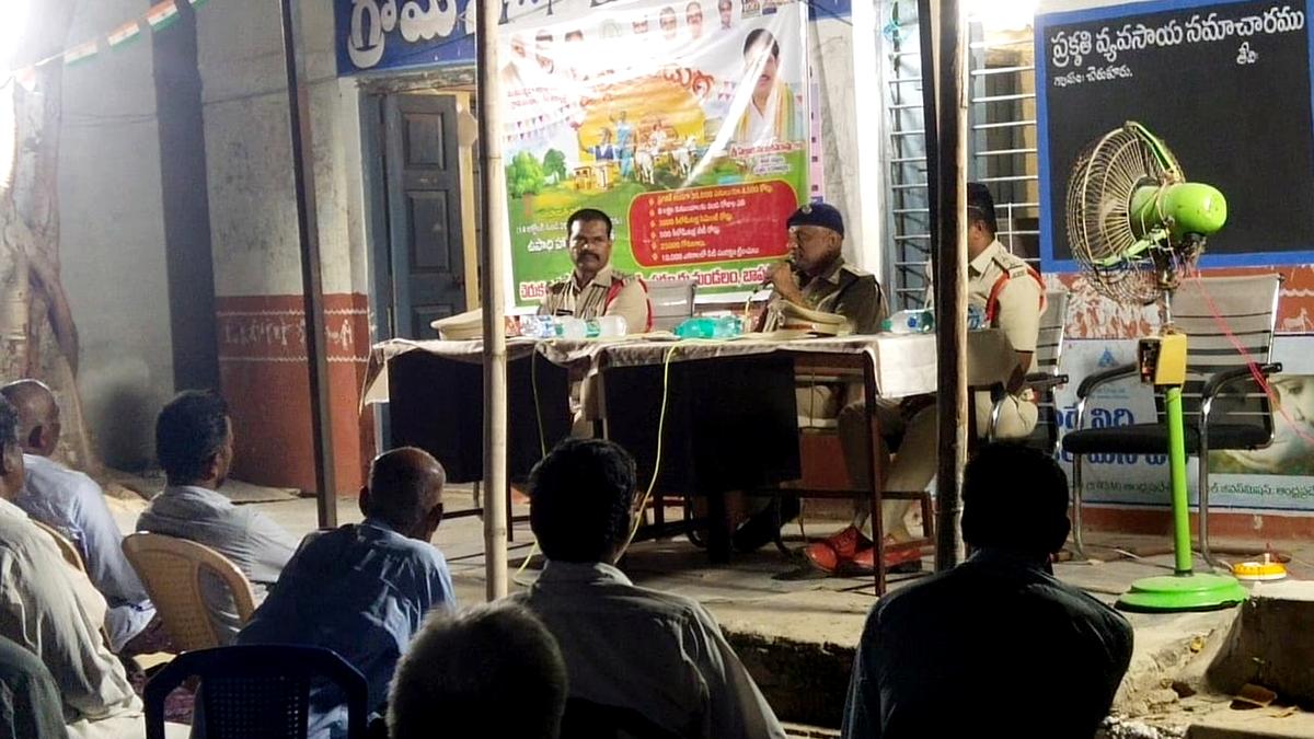 'पल्ले निद्रा' से ग्रामीणों का पुलिस के प्रति विश्वास बढ़ता है