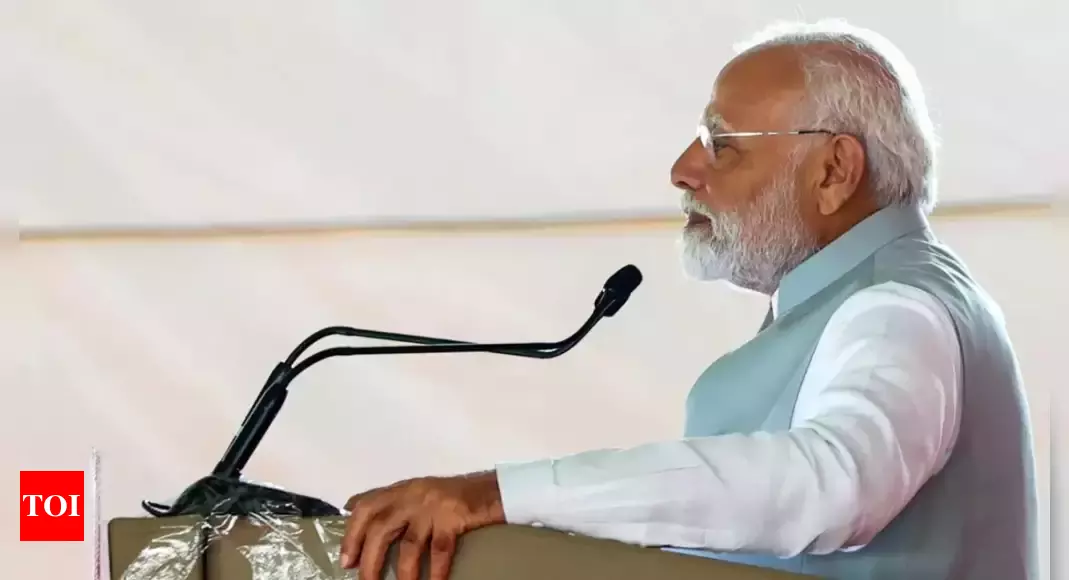 पीएम मोदी ने हथियार छोड़ने के लिए बोडो लोगों की सराहना की | भारत समाचार