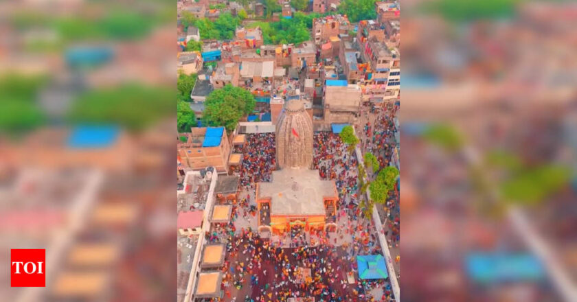 बिहार के ऐतिहासिक देव सूर्य मंदिर में अभूतपूर्व 15 लाख श्रद्धालुओं ने मनाया छठ पूजा |