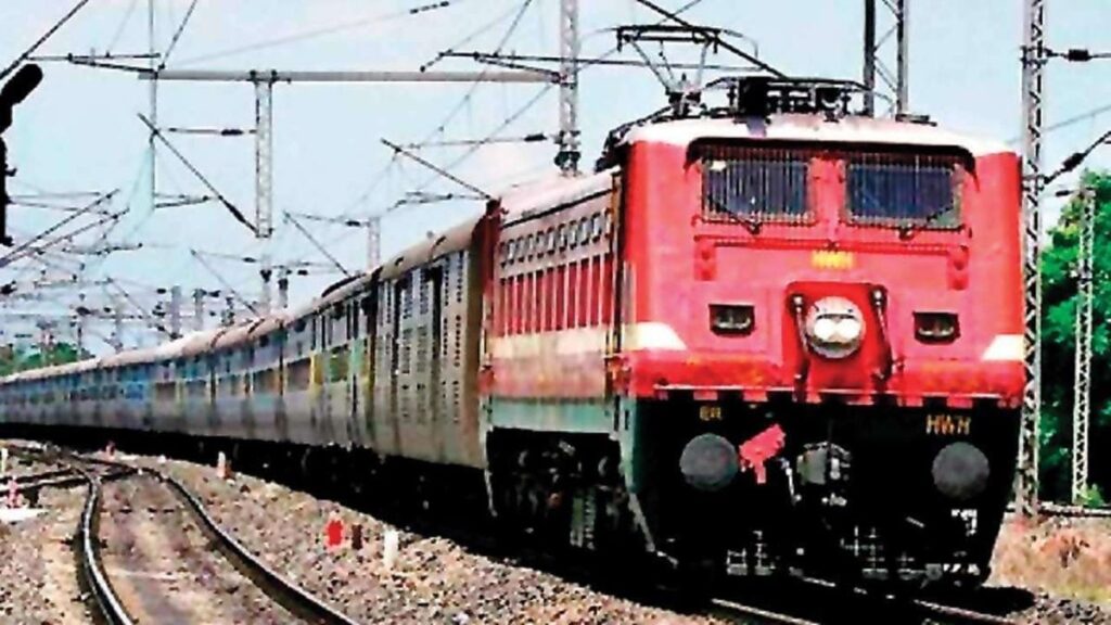 Indian Railways Transports 3 Crore Passengers In 24 Hours On November 4; Over 7,600 Special Trains...