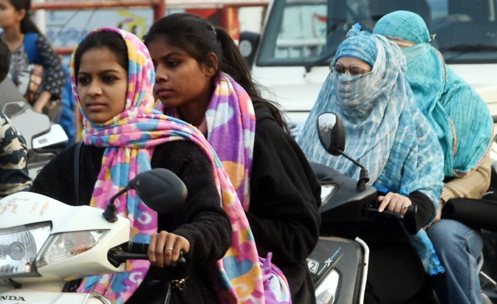 Madhya Pradesh Sees Drop In Temperature For 3 Consecutive Days; 7 Places Record Below 10 Deg/C