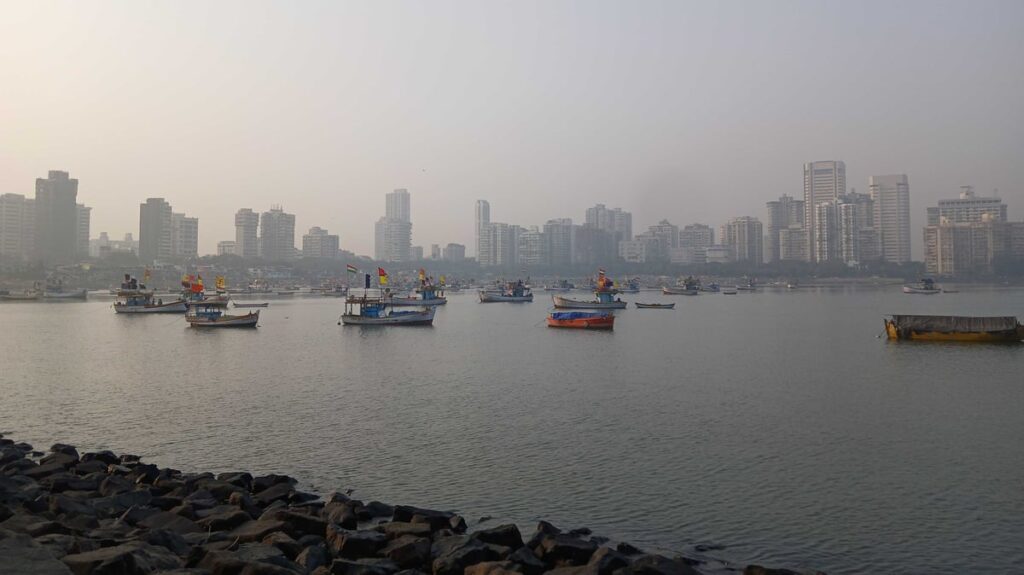 Mumbai Weather Update: IMD Predicts Foggy Skies; AQI Worsens In Dream City