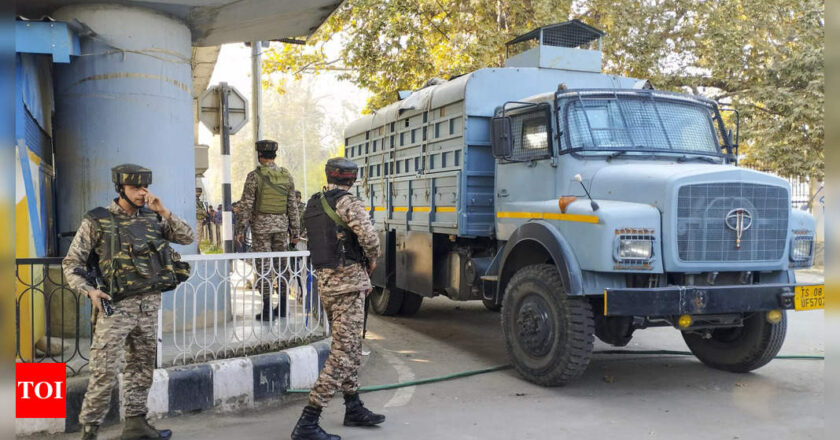 श्रीनगर के बाजार में ग्रेनेड हमले में घायल महिला की मौत