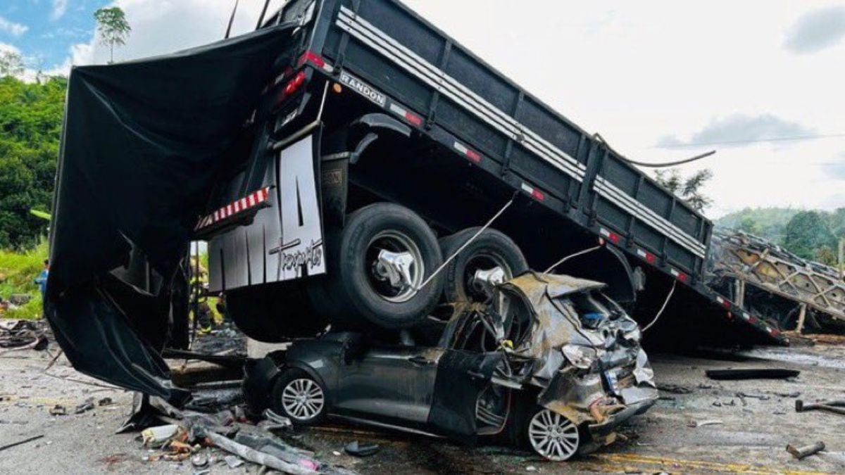 Brazil: At Least 35 People Killed, Dozens Injured In Tragic Bus-Truck Collision In Southeastern Part...