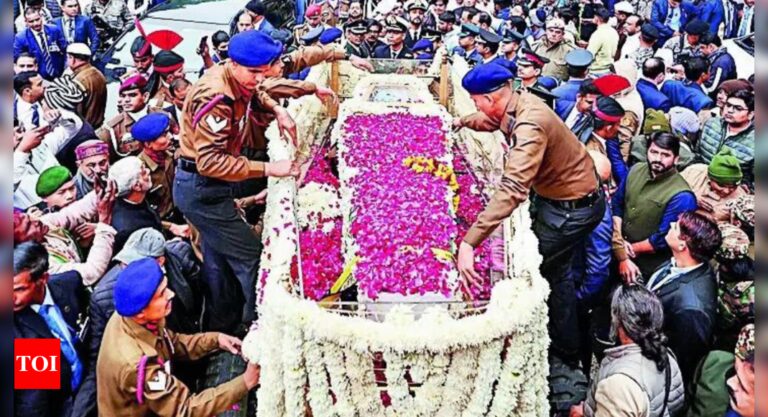 धन्यवाद और अलविदा, डॉ. साहब: पूर्व प्रधानमंत्री का कड़ाके की ठंड और उदासी भरे दिन में अंतिम संस्कार किया गया, स्मृति स्थल पर ठंड के माहौल में | भारत समाचार