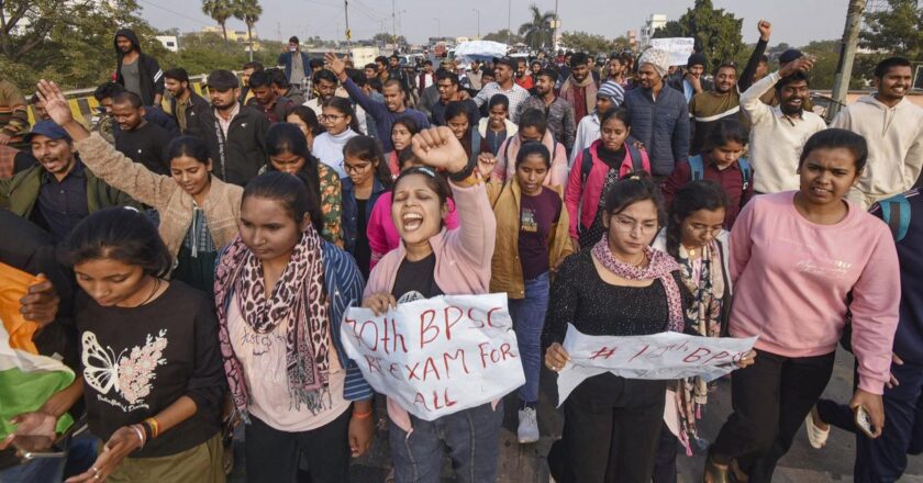 पटना प्रशासन ने प्रदर्शनकारियों की बीपीएससी के साथ बैठक की सुविधा प्रदान करने की पेशकश की है