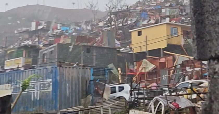 फ्रांसीसी क्षेत्र मैयट में चक्रवात चिडो की चपेट में आने के बाद ‘भारी’ क्षति की आशंका जलवायु संकट समाचार