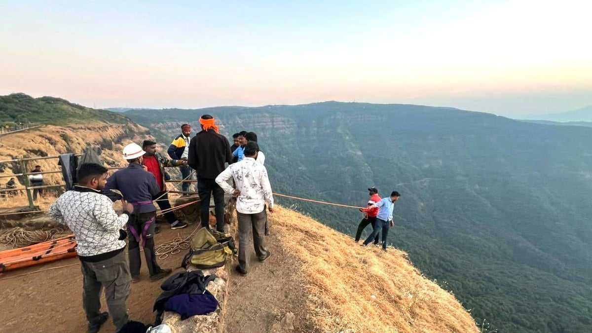 Mahabaleshwar: Booking Agent Jumps into 400-Foot-Deep Valley in Front of Tourists