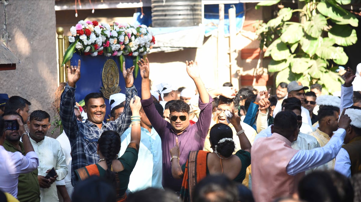 Mumbai: Mahim Fair Begins, Attracting Thousands For Prayers And Celebrations At Makhdum Fakih Ali...