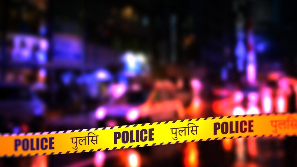 यूपी, दिल्ली के मामलों से जुड़ा अपराधी मेरठ में पुलिस मुठभेड़ में मारा गया