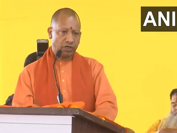 Yogi Adityanath at Sant Sammelan