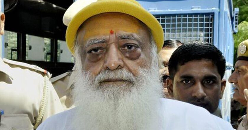 अंतरिम जमानत पर बाहर आसाराम बापू जोधपुर आश्रम लौटे