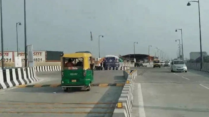 No Traffic Signal, Inconvenient Divider & More, Bhopal’s Longest Flyover Faces Problems After...