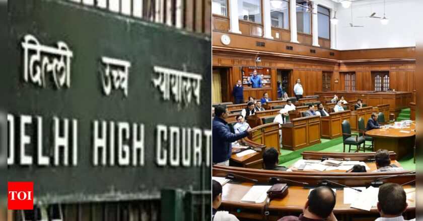 दिल्ली HC ने CAG रिपोर्ट पेश करने के लिए विशेष विधानसभा सत्र का आदेश देने से इनकार कर दिया | भारत समाचार