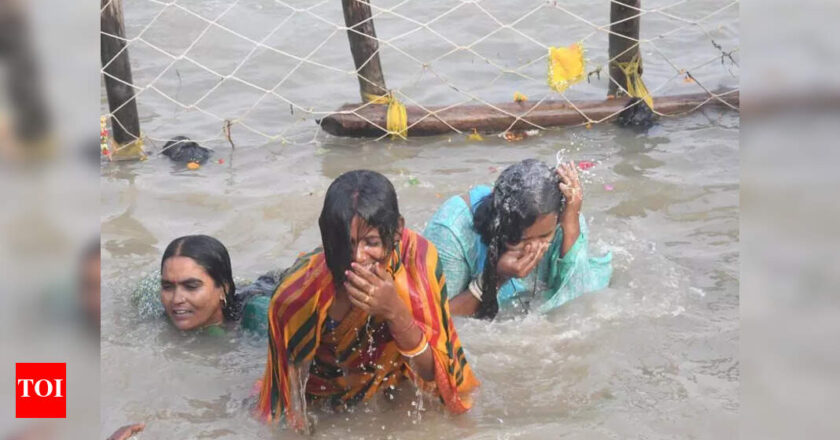 मकर संक्रांति पर नदी तटों पर पर्याप्त नाव और गोताखोर तैनात करें: डीएम से सीओ | पटना समाचार