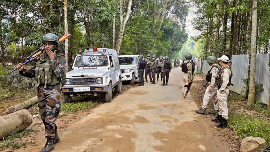 मणिपुर में दो उग्रवादी गिरफ्तार