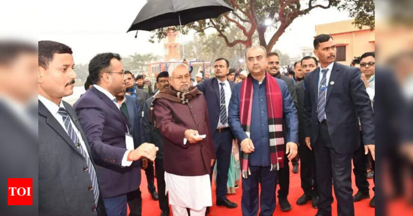 मुख्यमंत्री ने सीवान में 109 करोड़ रुपये की परियोजनाओं का शुभारंभ किया | पटना समाचार