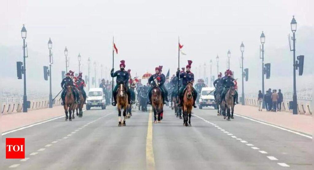 रक्षा सचिव का कहना है कि इस साल गणतंत्र दिवस परेड में अधिक सांस्कृतिक तत्व होंगे