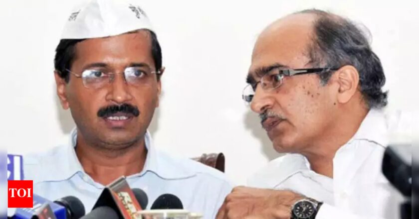 ‘AAP के अंत की शुरुआत’: पूर्व सहयोगी प्रशांत भूषण ने दिल्ली के लिए अरविंद केजरीवाल को जवाबदेह ठहराया है। भारत समाचार