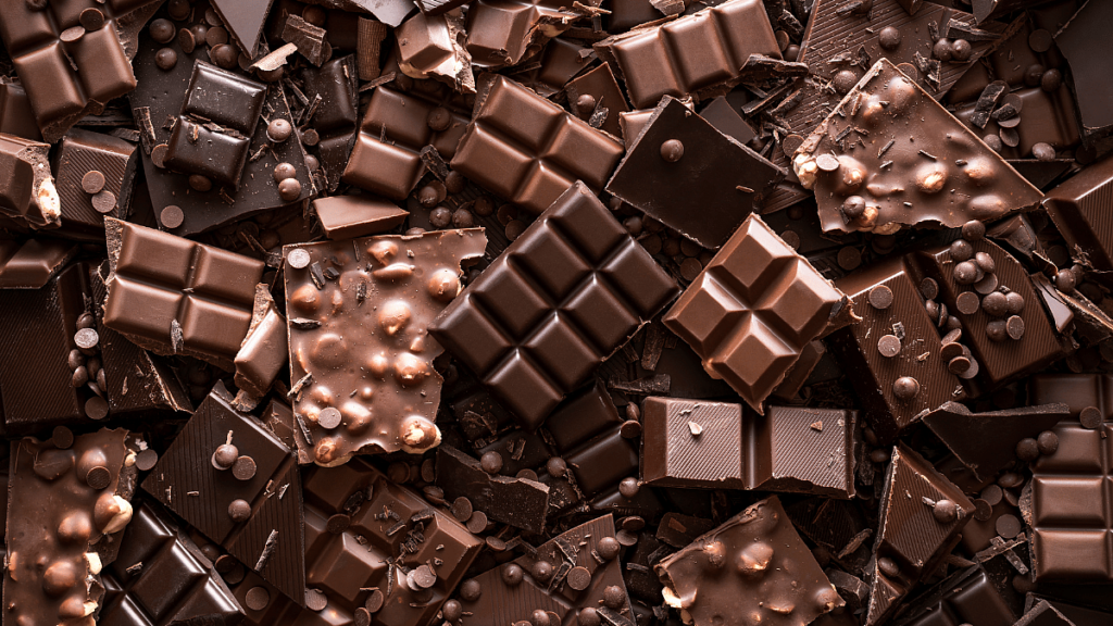 Valentine’s Week 2025: 5 Sweet Ways To Celebrate Chocolate Day With Your Partner