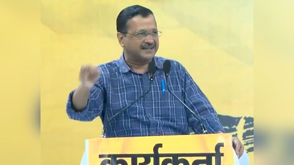 अरविंद केजरीवाल का पुराना वीडियो वायरल हो जाता है क्योंकि वह और AAP चेहरा हारने से हार जाता है