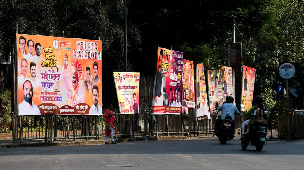 Illegal Hoardings: Netas Commit Contempt Of Bombay High Court With Impunity