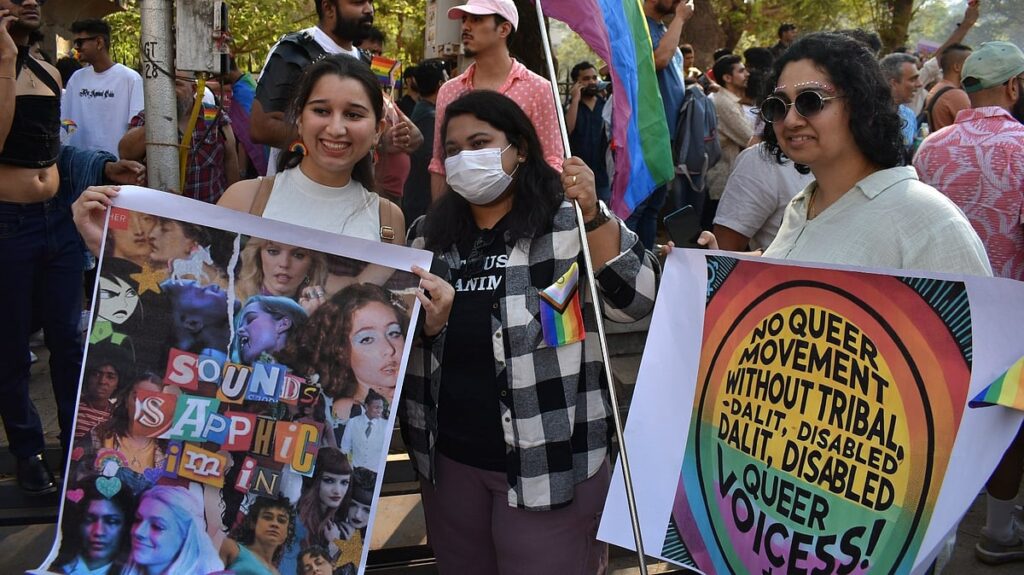 Mumbai Queer Pride Walk 2025: Mumbaikars Celebrating Queerness With Vibrant Colours