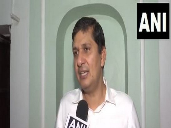 AAP's Saurabh Bharadwaj on BJP's free LPG cylinder promise