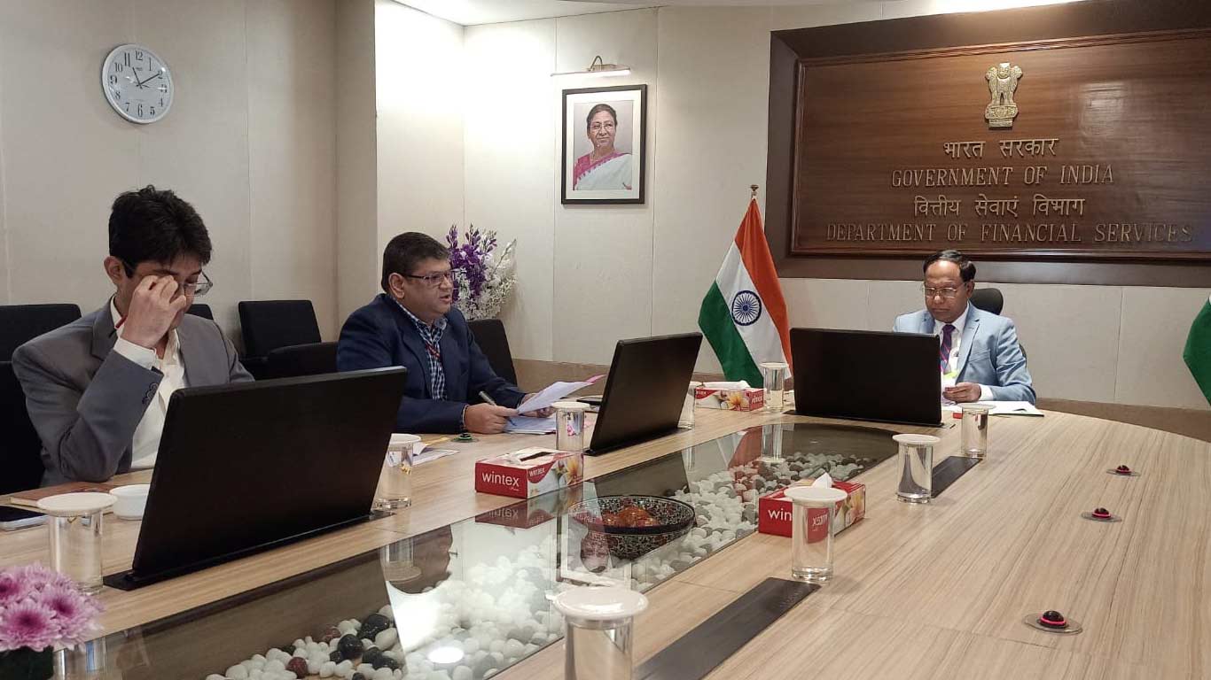 आईडीसी ने विदेशी बैंक परिचालन और भारतीय बैंकों के विदेशी विस्तार पर प्रस्तावों की समीक्षा की