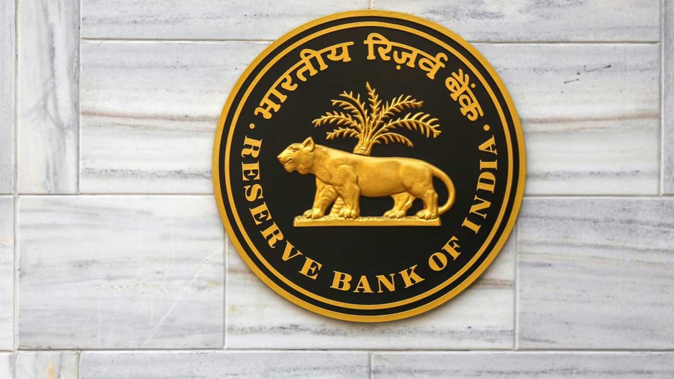 निवेश और विकास को बढ़ावा देने के लिए राजकोषीय, मौद्रिक उपाय, लेकिन वैश्विक अनिश्चितता बनी हुई है: आरबीआई