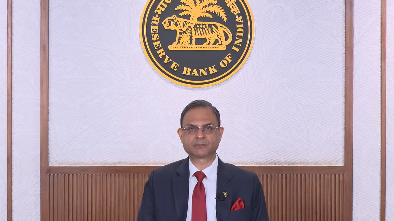 आरबीआई ने आरईआईटी के लिए डायरेक्ट बैंक फंडिंग शुरू की; रेपो रेट 5.25% पर अपरिवर्तित रखा गया