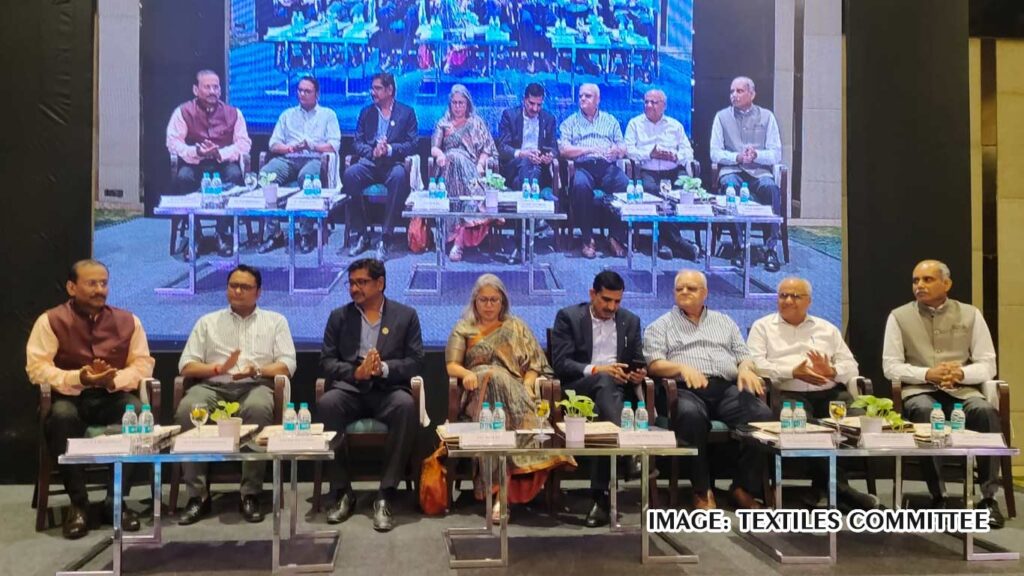 कपड़ा मंत्रालय ने एसएमई को बढ़ावा देने के लिए जयपुर में निर्यात सुविधा केंद्र स्थापित किया