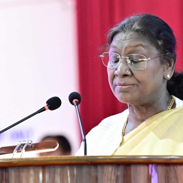 राष्ट्रपति मुर्मू ने निपटाए गए मामलों के लिए पूर्ण न्यायालय शुल्क वापसी पर दिल्ली कानून को मंजूरी दे दी