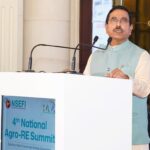 सोलर पंप और एग्रीवोल्टिक्स से किसानों की आय बढ़ेगी: प्रल्हाद जोशी